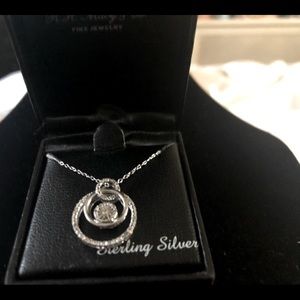 🔥NWT 🔥BRIDGE 🔥DIAMOND 🔥PENDENT CHAIN 🔥 …